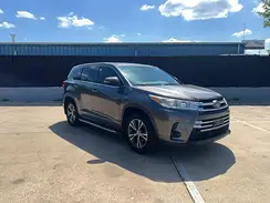 5TDZARFH8HS026022 2017 TOYOTA HIGHLANDER