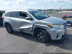 5TDZARFH8HS026537 2017 TOYOTA HIGHLANDER