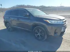 5TDZARFH8HS028451 2017 TOYOTA HIGHLANDER