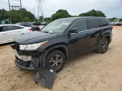 5TDZARFH8HS031866 2017 TOYOTA HIGHLANDER