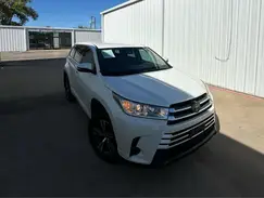5TDZARFH8JS032831 2018 TOYOTA HIGHLANDER