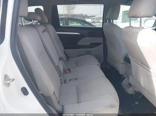5TDZARFH8JS036927 2018 TOYOTA HIGHLANDER - Image 8