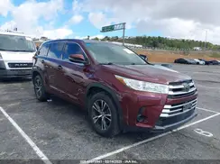 5TDZARFH8JS039813 2018 TOYOTA HIGHLANDER
