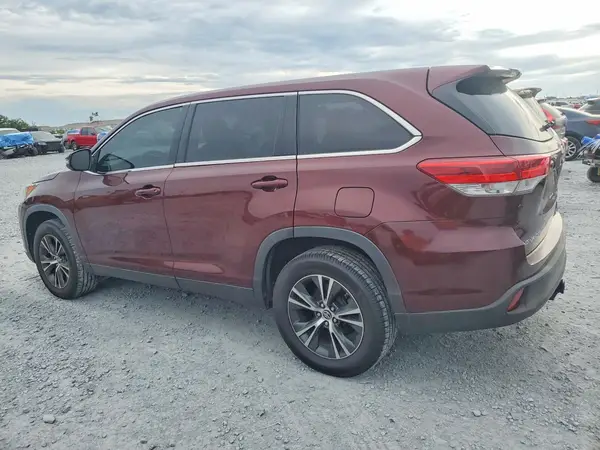 5TDZARFH8KS042082 2019 TOYOTA HIGHLANDER - Image 2