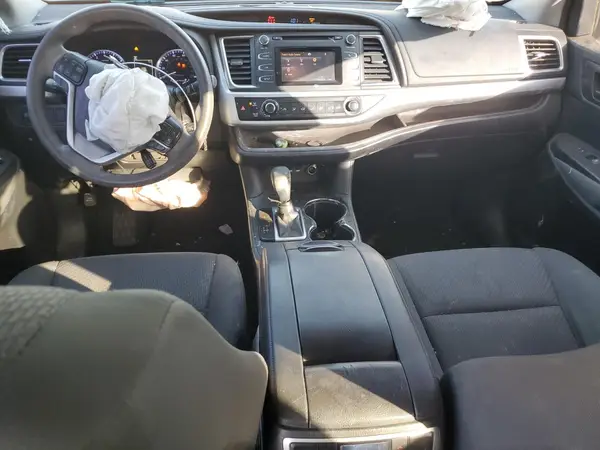 5TDZARFH8KS048464 2019 TOYOTA HIGHLANDER - Image 8