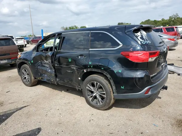 5TDZARFH8KS048934 2019 TOYOTA HIGHLANDER - Image 2