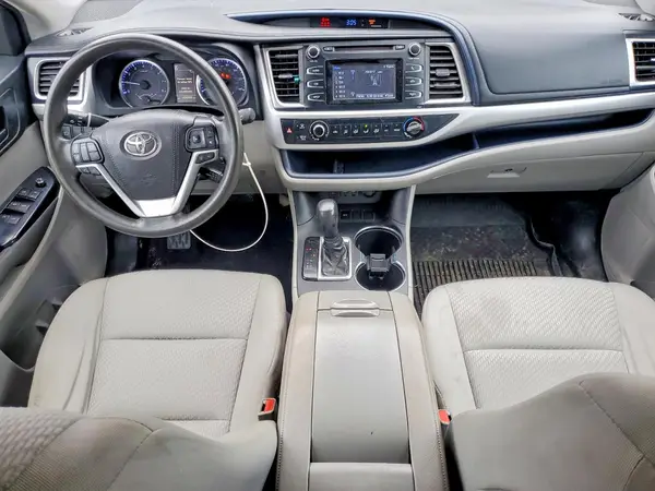 5TDZARFH8KS049470 2019 TOYOTA HIGHLANDER - Image 8