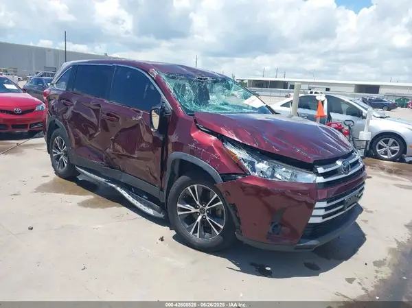 5TDZARFH8KS050988 2019 TOYOTA HIGHLANDER - Image 1