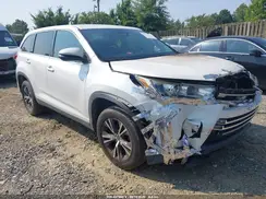 5TDZARFH8KS051428 2019 TOYOTA HIGHLANDER
