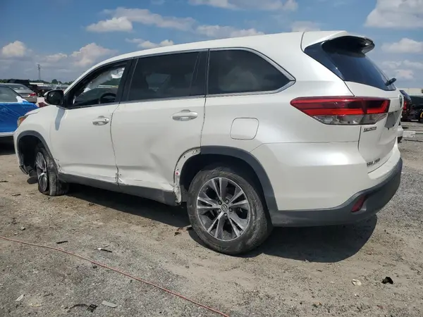 5TDZARFH8KS051719 2019 TOYOTA HIGHLANDER - Image 2