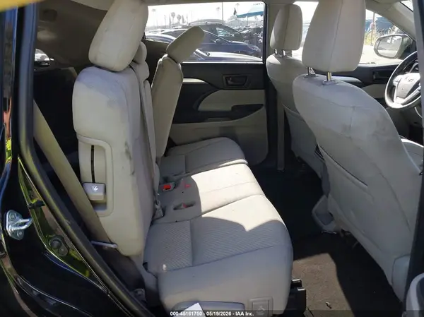 5TDZARFH8KS054278 2019 TOYOTA HIGHLANDER - Image 8