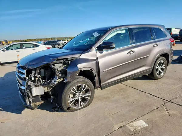5TDZARFH8KS055771 2019 TOYOTA HIGHLANDER - Image 1
