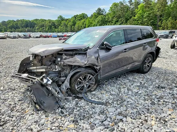 5TDZARFH8KS058248 2019 TOYOTA HIGHLANDER - Image 1