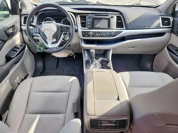 5TDZARFH8KS058248 2019 TOYOTA HIGHLANDER - Image 8