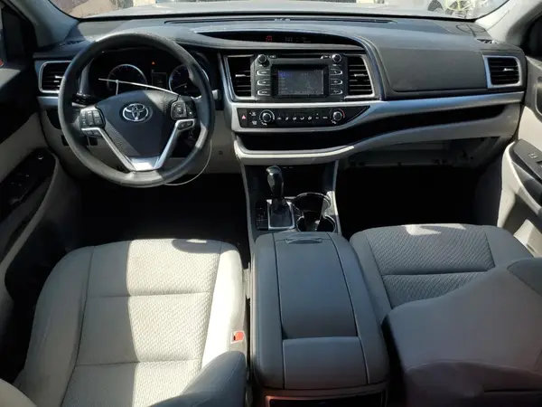 5TDZARFH8KS061246 2019 TOYOTA HIGHLANDER - Image 8
