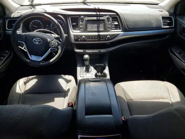 5TDZARFH9GS021961 2016 TOYOTA HIGHLANDER - Image 8