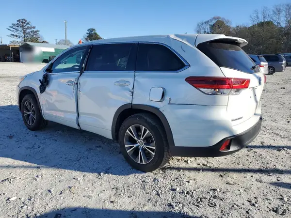 5TDZARFH9HS023338 2017 TOYOTA HIGHLANDER - Image 2