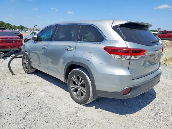 5TDZARFH9HS028832 2017 TOYOTA HIGHLANDER - Image 2