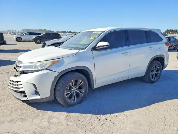 5TDZARFH9HS029673 2017 TOYOTA HIGHLANDER - Image 1