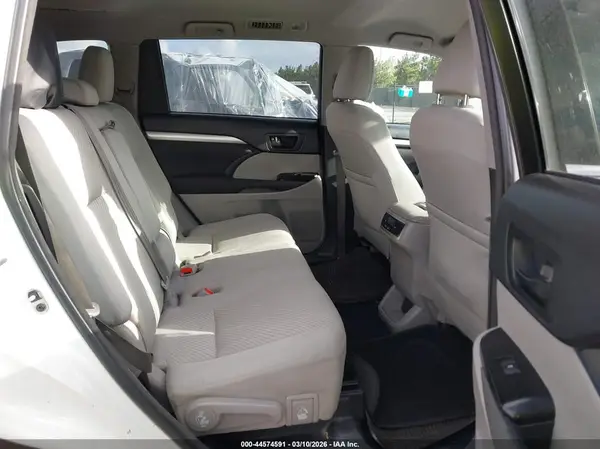 5TDZARFH9JS037522 2018 TOYOTA HIGHLANDER - Image 8