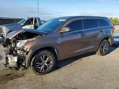 5TDZARFH9JS037925 2018 TOYOTA HIGHLANDER