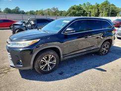 5TDZARFH9KS042639 2019 TOYOTA HIGHLANDER
