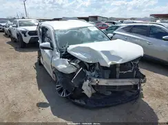 5TDZARFH9KS045511 2019 TOYOTA HIGHLANDER