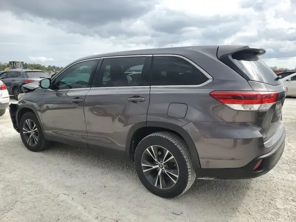 5TDZARFH9KS045721 2019 TOYOTA HIGHLANDER - Image 2