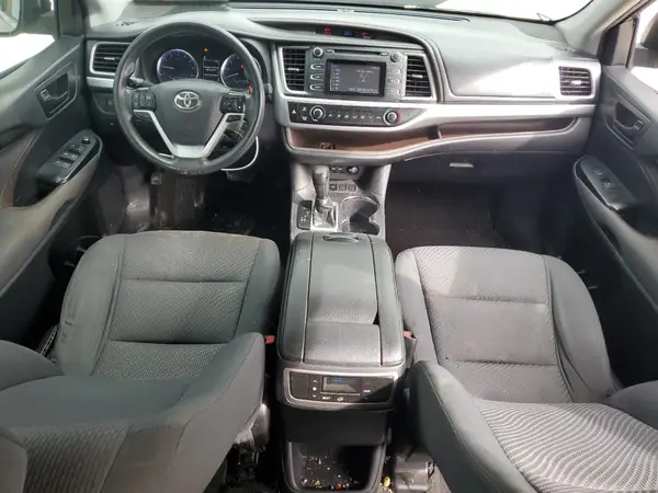 5TDZARFH9KS045721 2019 TOYOTA HIGHLANDER - Image 8
