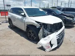 5TDZARFH9KS047713 2019 TOYOTA HIGHLANDER