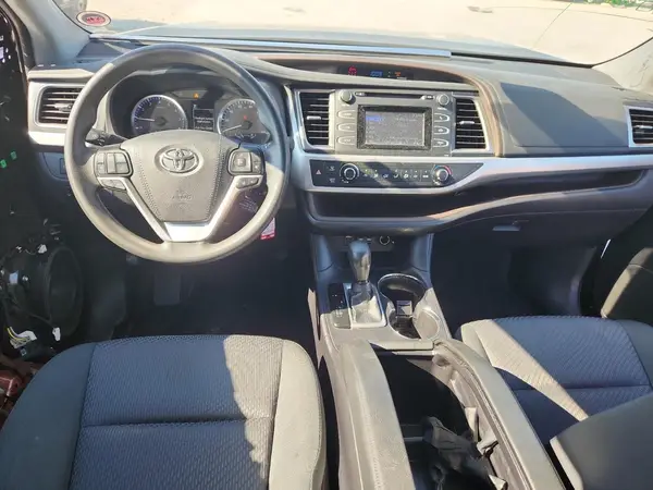 5TDZARFH9KS050742 2019 TOYOTA HIGHLANDER - Image 8