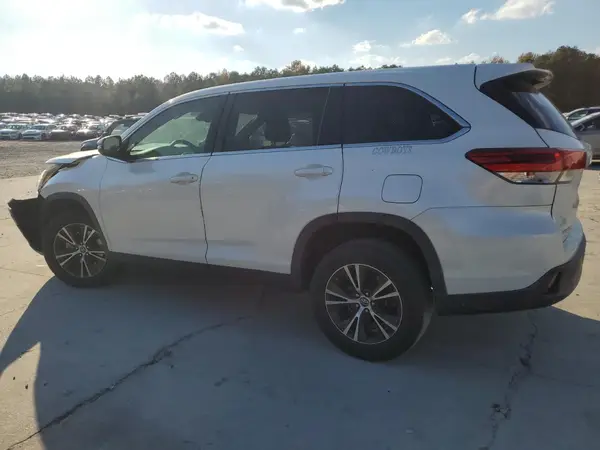 5TDZARFH9KS052801 2019 TOYOTA HIGHLANDER - Image 2