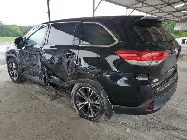 5TDZARFH9KS055259 2019 TOYOTA HIGHLANDER - Image 2