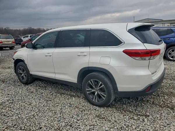 5TDZARFH9KS055309 2019 TOYOTA HIGHLANDER - Image 2