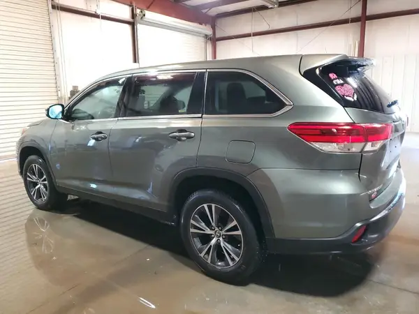 5TDZARFH9KS056444 2019 TOYOTA HIGHLANDER - Image 2