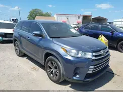 5TDZARFH9KS060235 2019 TOYOTA HIGHLANDER