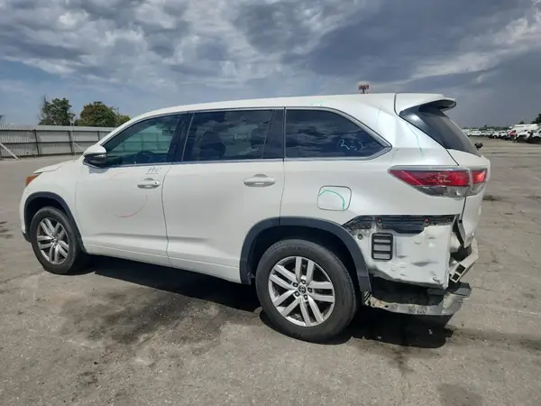 5TDZARFHXGS018387 2016 TOYOTA HIGHLANDER - Image 2