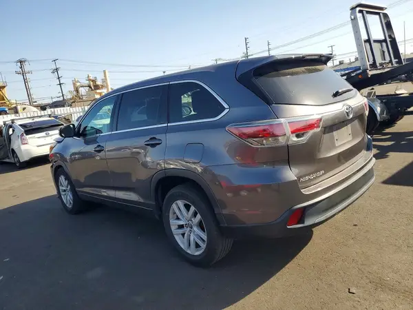 5TDZARFHXGS022911 2016 TOYOTA HIGHLANDER - Image 2