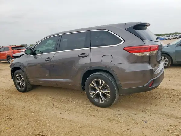 5TDZARFHXHS026779 2017 TOYOTA HIGHLANDER - Image 2