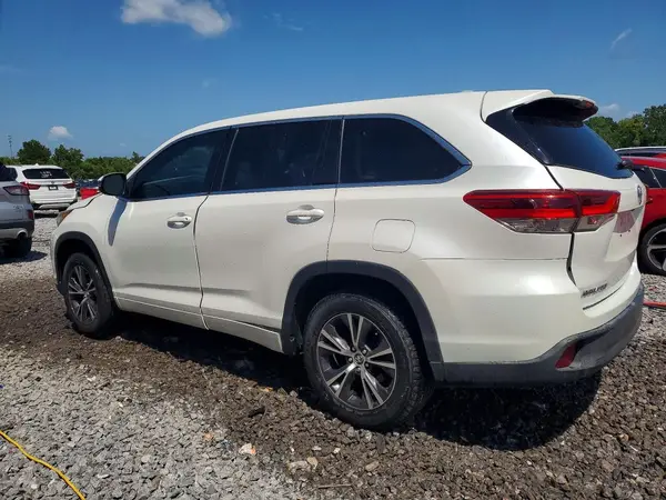 5TDZARFHXHS031366 2017 TOYOTA HIGHLANDER - Image 2