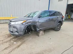 5TDZARFHXJS035696 2018 TOYOTA HIGHLANDER