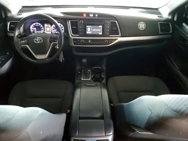 5TDZARFHXJS037710 2018 TOYOTA HIGHLANDER - Image 8