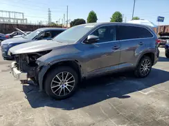 5TDZARFHXJS039859 2018 TOYOTA HIGHLANDER