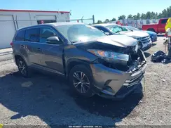 5TDZARFHXJS039943 2018 TOYOTA HIGHLANDER
