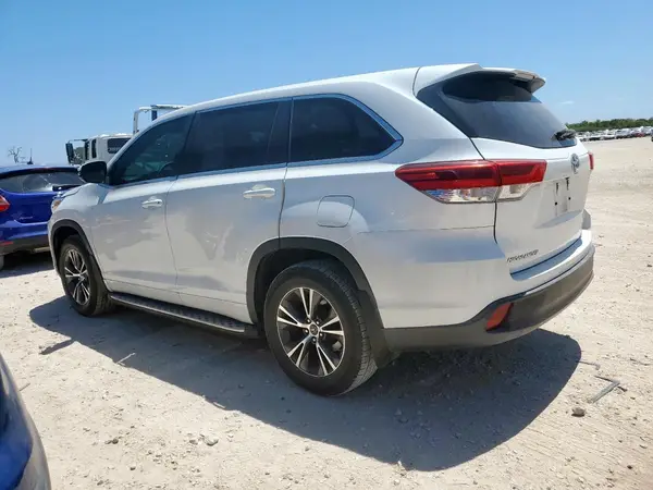 5TDZARFHXJS040462 2018 TOYOTA HIGHLANDER - Image 2