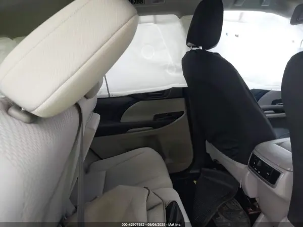 5TDZARFHXKS042293 2019 TOYOTA HIGHLANDER - Image 8
