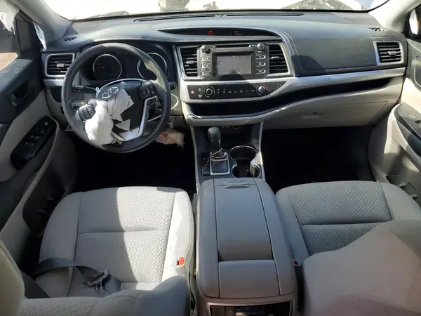 5TDZARFHXKS047378 2019 TOYOTA HIGHLANDER - Image 8