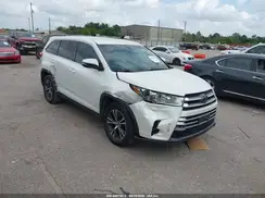 5TDZARFHXKS047557 2019 TOYOTA HIGHLANDER