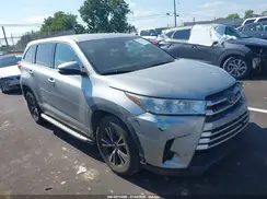 5TDZARFHXKS048353 2019 TOYOTA HIGHLANDER