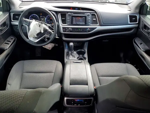 5TDZARFHXKS048434 2019 TOYOTA HIGHLANDER - Image 8